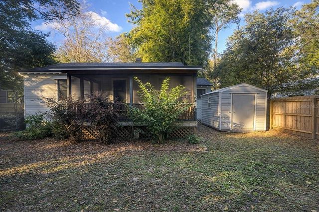 927 NE 7TH AVENUE, Gainesville, FL 32601
