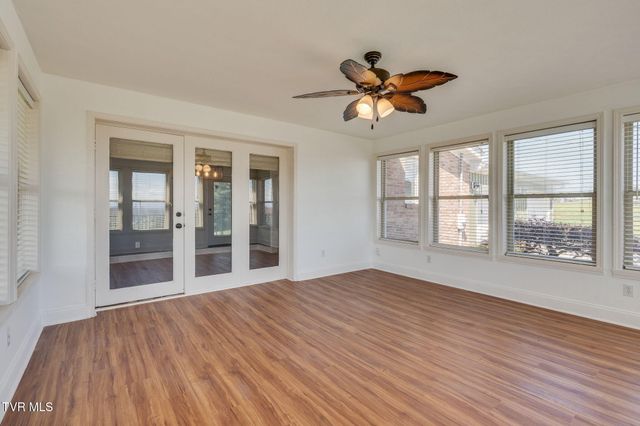 1405 Dover Road, Morristown, TN 37813