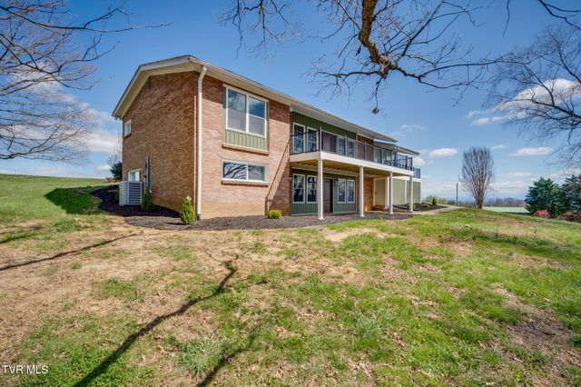 1405 Dover Road, Morristown, TN 37813