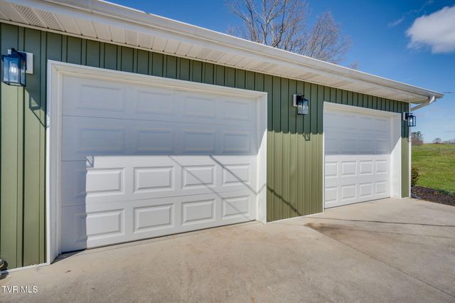 1405 Dover Road, Morristown, TN 37813