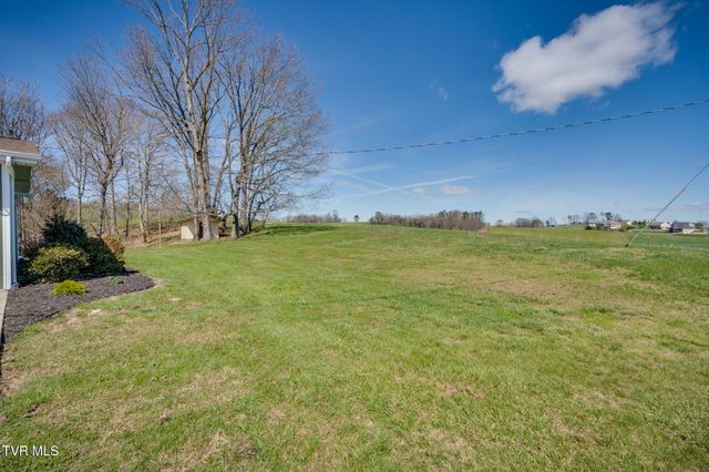 1405 Dover Road, Morristown, TN 37813