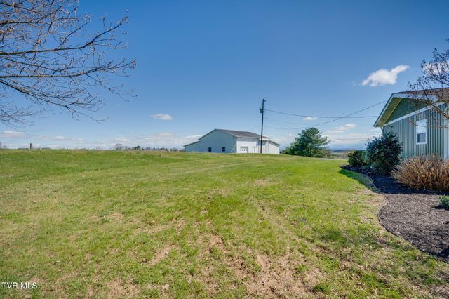 1405 Dover Road, Morristown, TN 37813