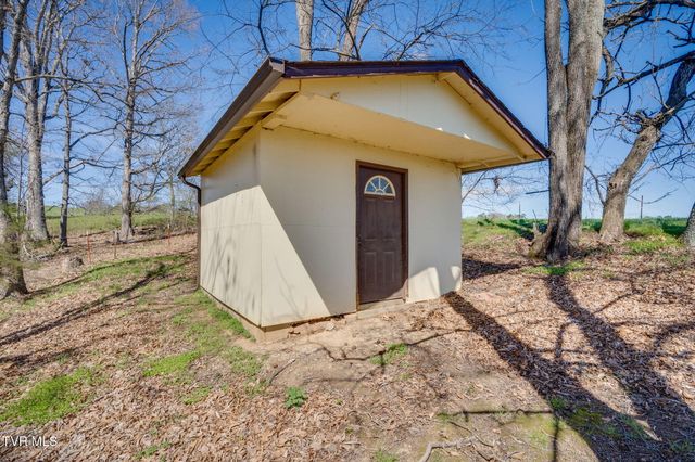 1405 Dover Road, Morristown, TN 37813