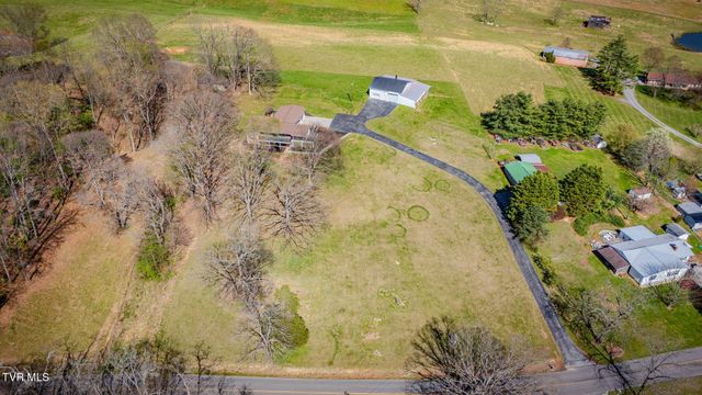 1405 Dover Road, Morristown, TN 37813