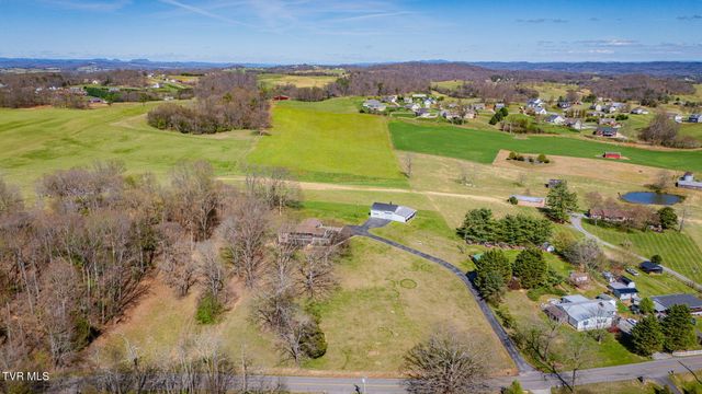 1405 Dover Road, Morristown, TN 37813