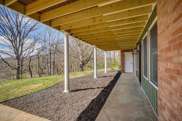 1405 Dover Road, Morristown, TN 37813