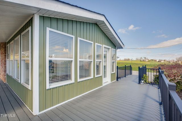 1405 Dover Road, Morristown, TN 37813