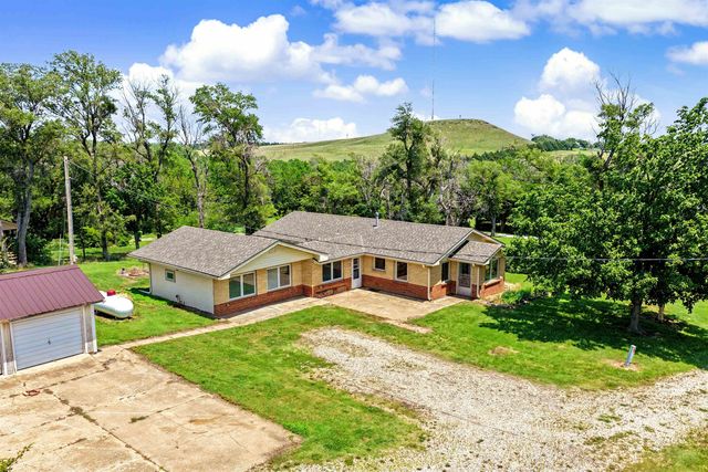 300 Rafter M Ln., Salina, KS 67401