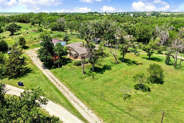 300 Rafter M Ln., Salina, KS 67401