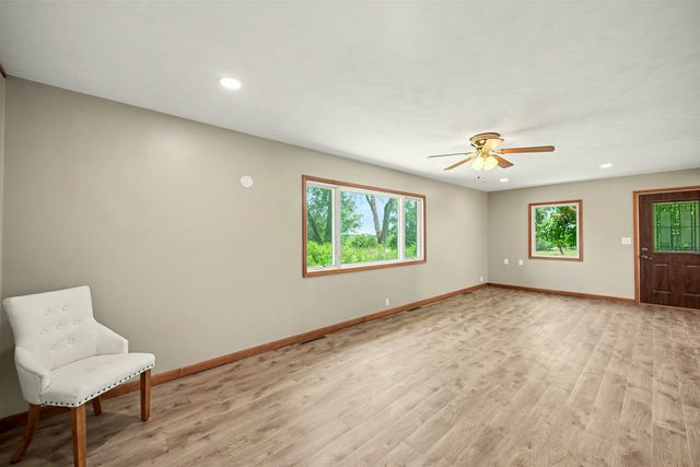 300 Rafter M Ln., Salina, KS 67401