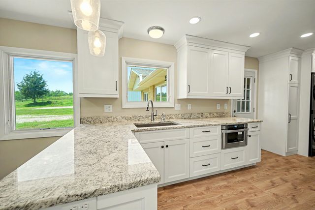 300 Rafter M Ln., Salina, KS 67401
