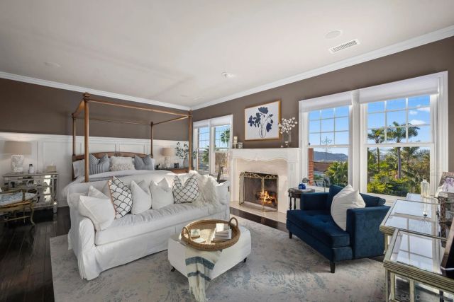 2915 Managua Pl, Carlsbad, CA 92009