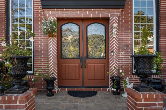 2915 Managua Pl, Carlsbad, CA 92009