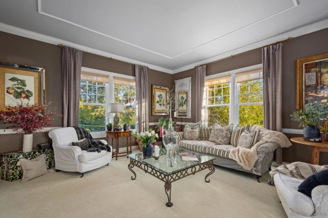 2915 Managua Pl, Carlsbad, CA 92009