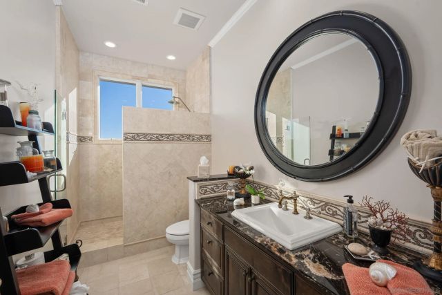 2915 Managua Pl, Carlsbad, CA 92009