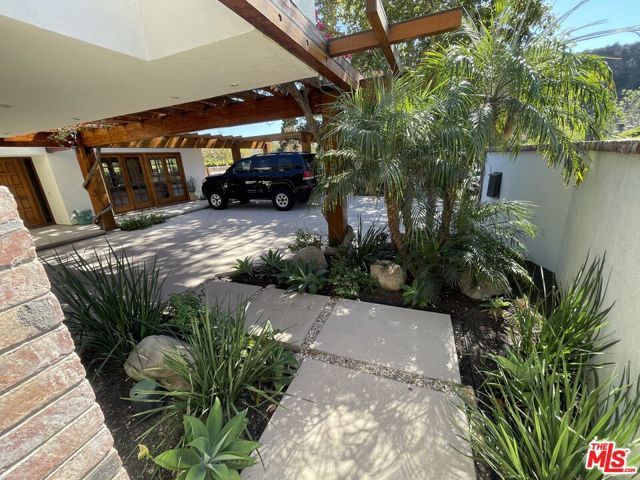 5942 Paseo Canyon Drive, Malibu, CA 90265