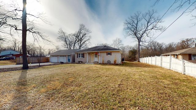 3579 E Sumner Lake Drive, Anderson, IN 46012