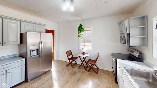 3579 E Sumner Lake Drive, Anderson, IN 46012