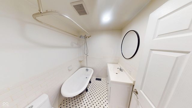 3579 E Sumner Lake Drive, Anderson, IN 46012