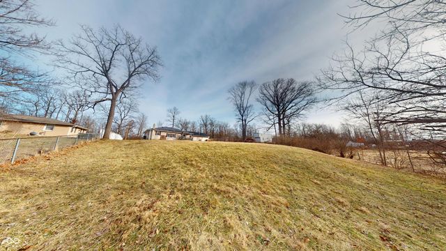 3579 E Sumner Lake Drive, Anderson, IN 46012