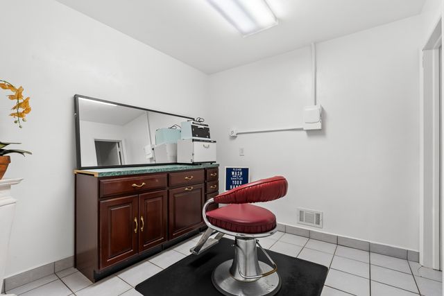 1726 W Michigan Avenue, Battle Creek City, MI 49037