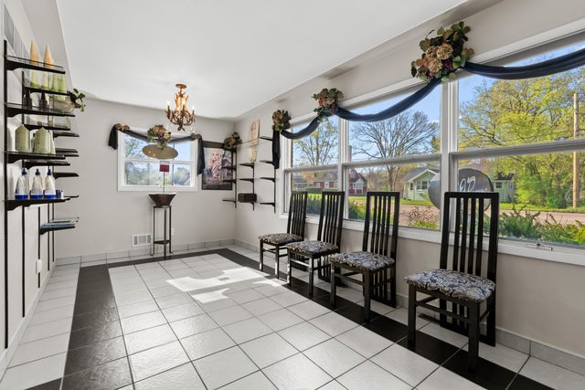 1726 W Michigan Avenue, Battle Creek City, MI 49037