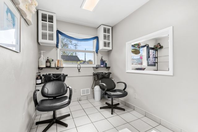 1726 W Michigan Avenue, Battle Creek City, MI 49037
