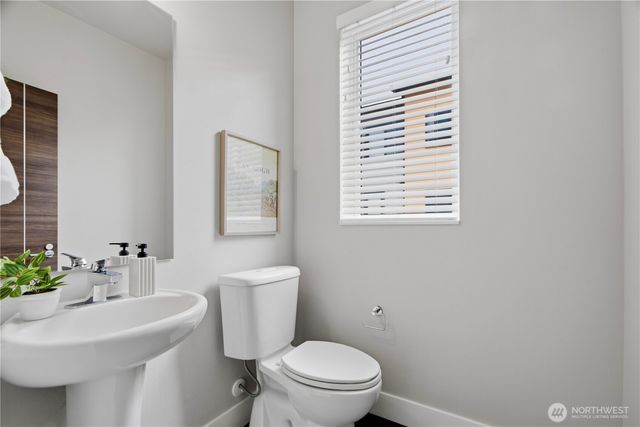 522 Glacier Walk SE, Sammamish, WA 98074