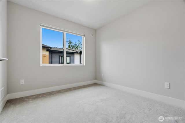 522 Glacier Walk SE, Sammamish, WA 98074