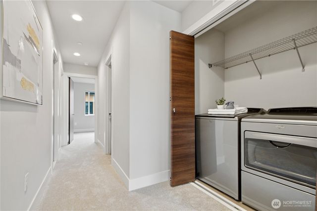 522 Glacier Walk SE, Sammamish, WA 98074