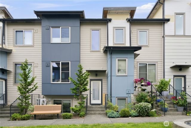 522 Glacier Walk SE, Sammamish, WA 98074