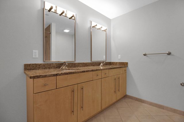 100 E Gay Street, 804, Columbus, OH 43215