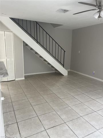 3271 Royal Canadian TRCE 2, Fort Myers, FL 33907