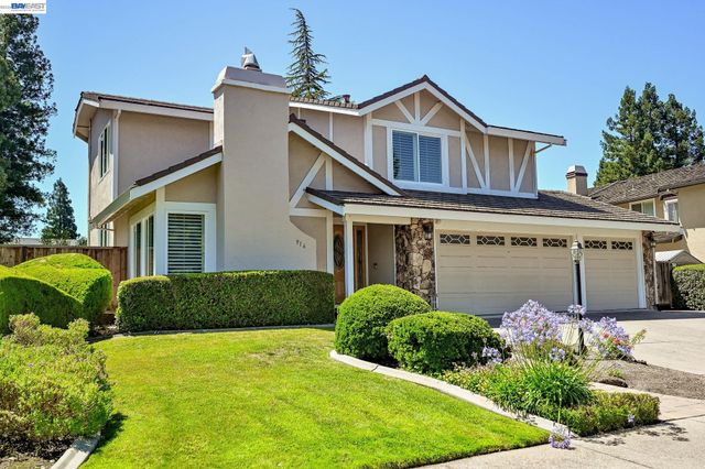 916 Woodland Dr, San Ramon, CA 94582