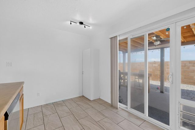 736 Torretta Drive SW, Albuquerque, NM 87121
