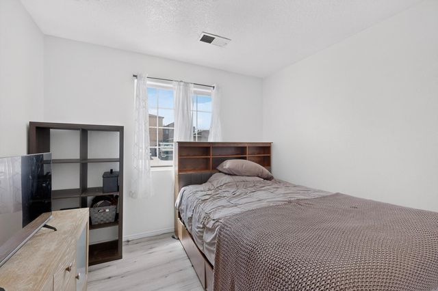 736 Torretta Drive SW, Albuquerque, NM 87121