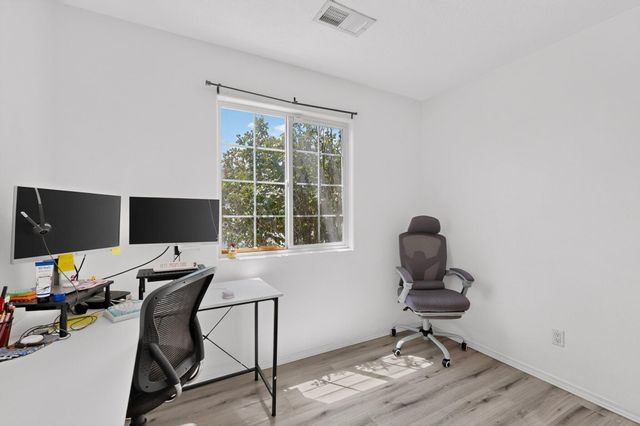 736 Torretta Drive SW, Albuquerque, NM 87121