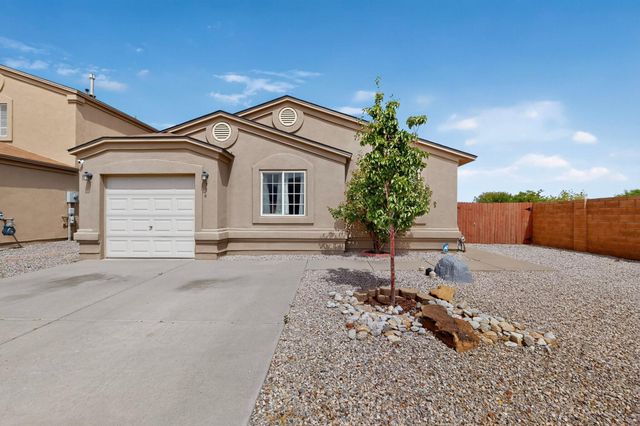 736 Torretta Drive SW, Albuquerque, NM 87121