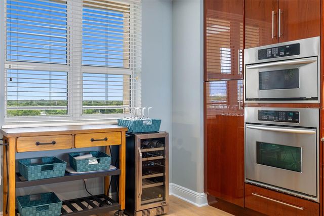 5823 BOWEN DANIEL DRIVE 703, Tampa, FL 33616