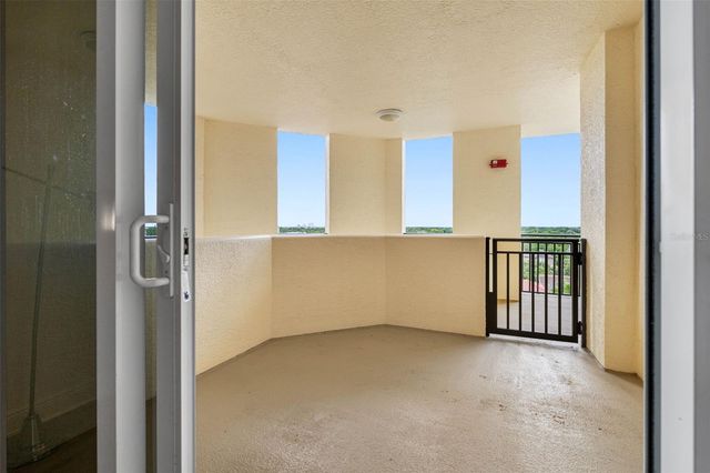 5823 BOWEN DANIEL DRIVE 703, Tampa, FL 33616