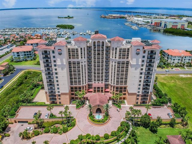 5823 BOWEN DANIEL DRIVE 703, Tampa, FL 33616