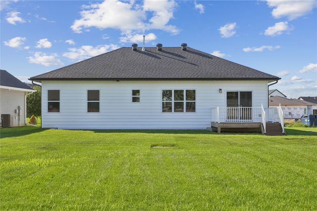 1239 Sand Prairie Drive, Iowa City, IA 52240