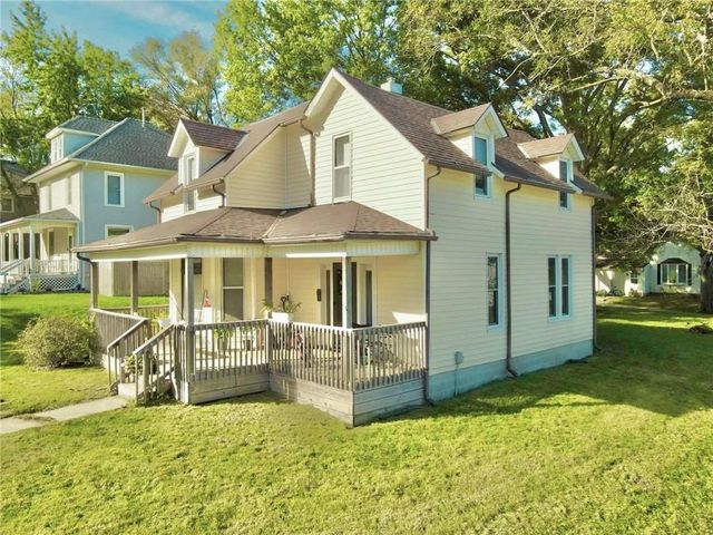 302 S Fillmore Street, Maryville, MO 64468