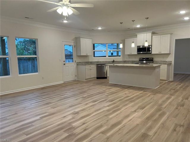 525 Carolina AVE, Virginia Beach, VA 23451