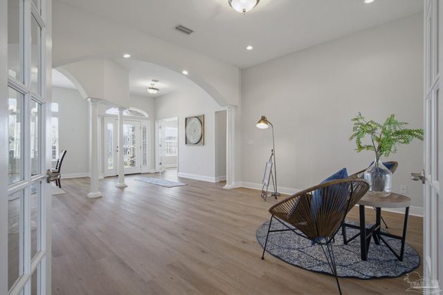 5642 Highland Lake Dr, Milton, FL 32583