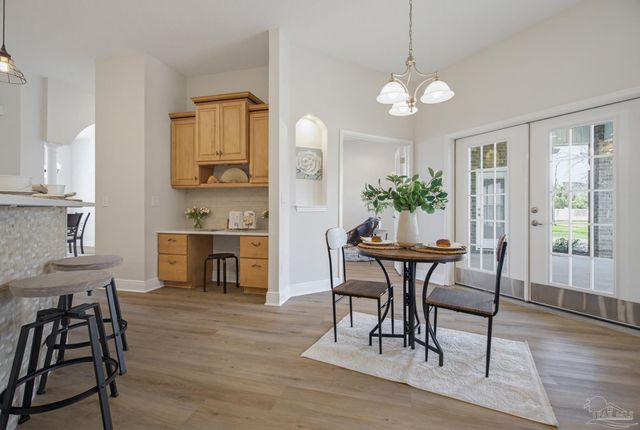 5642 Highland Lake Dr, Milton, FL 32583