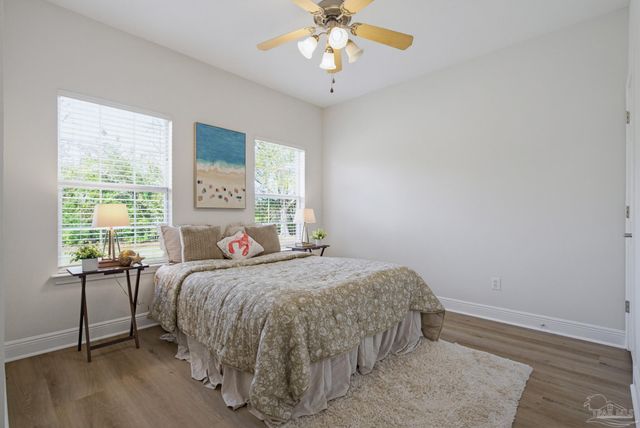 5642 Highland Lake Dr, Milton, FL 32583