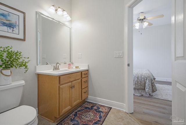 5642 Highland Lake Dr, Milton, FL 32583