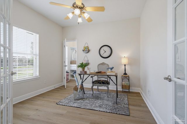 5642 Highland Lake Dr, Milton, FL 32583