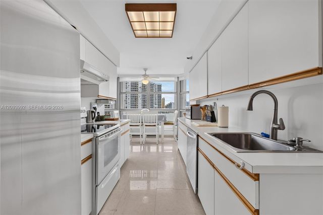 3400 NE 192nd Street 2012, Aventura, FL 33180